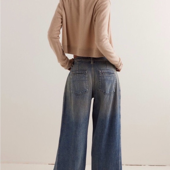 Free People NWT Block Party Pleated Boyfriend Jeans in Rager - Picture 4 of 5